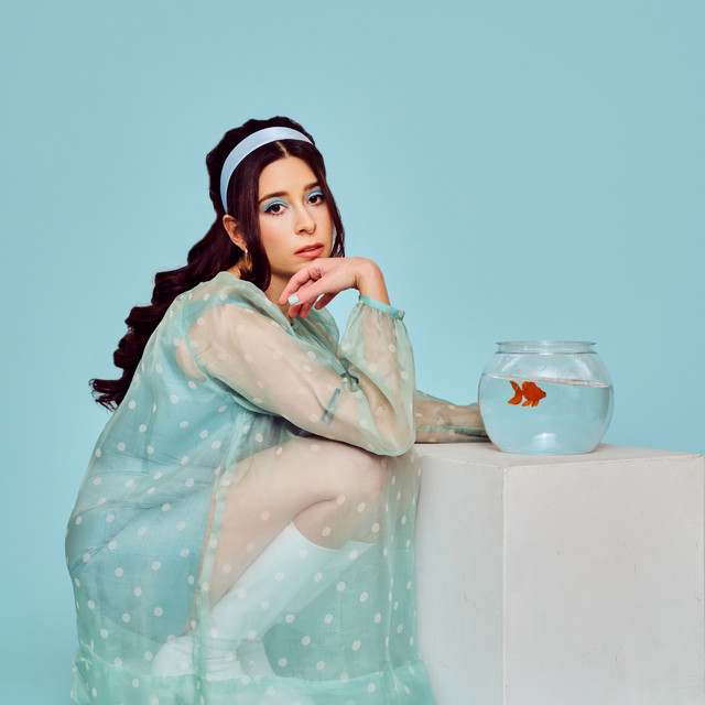 Adelide: Pop artist