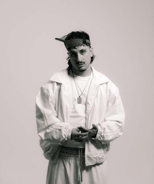 Adrian Mills: Dance/Electronica artist