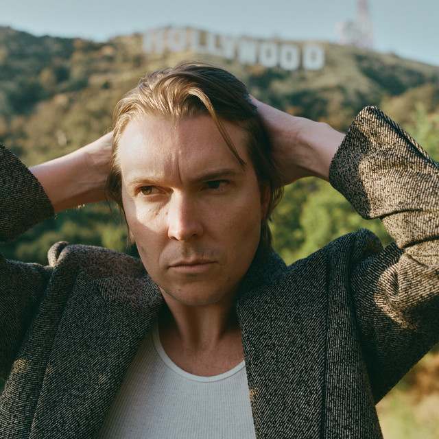Alex Cameron: Pop artist