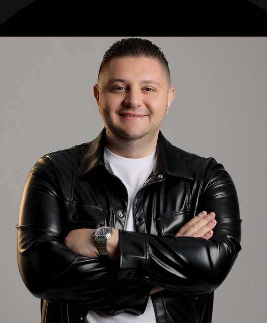 Armenchik: World Music artist