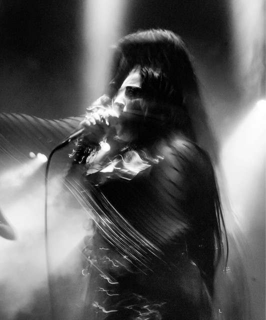 Aurat: Rock artist