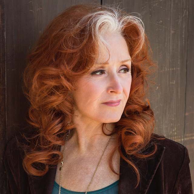 Bonnie Raitt: Country and Folk artist