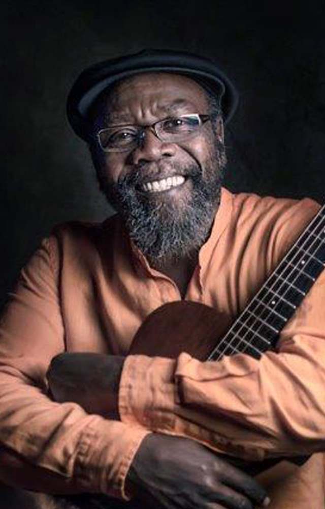 Clinton Fearon: Reggae artist