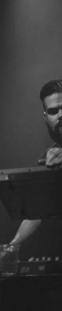 Com Truise