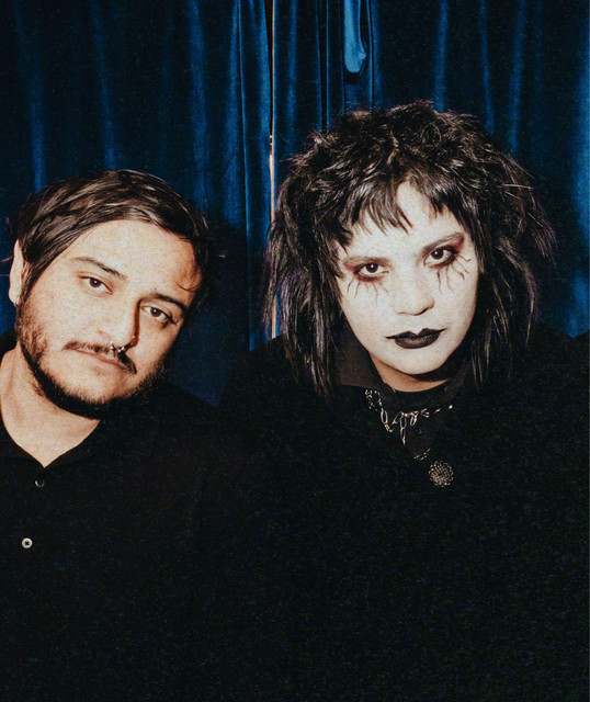 Deceits: Alternative artist