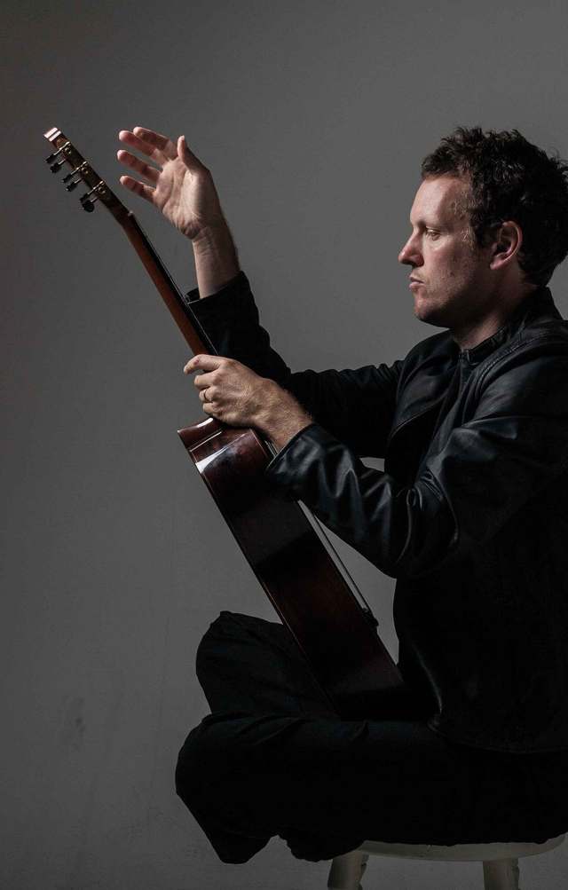 Derek Gripper: Classical artist