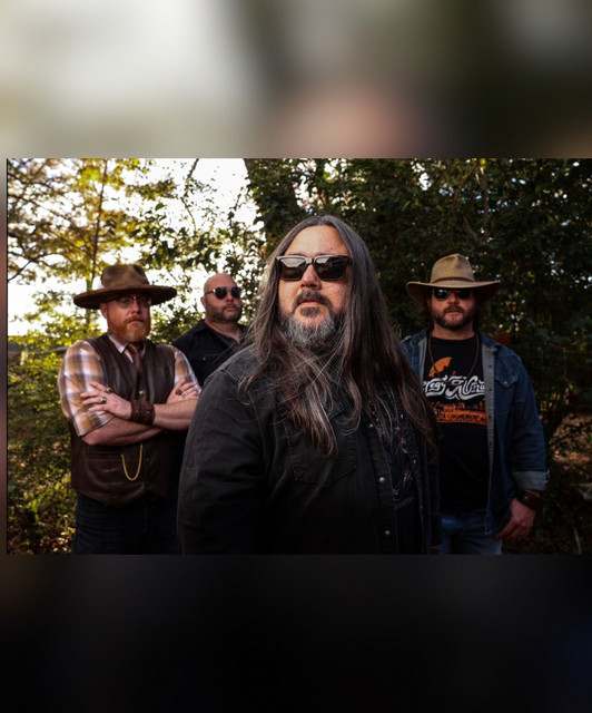 Derrick Dove and the Peacekeepers: Rock artist