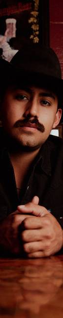Dustin De la Garza