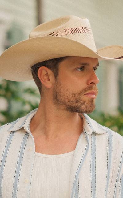 Dustin Lynch