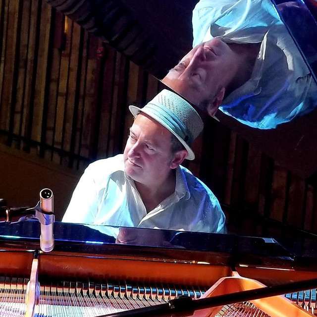 Eamonn Flynn and Dublinesque at Sweetwater Music Hall on Oct 25, 2026