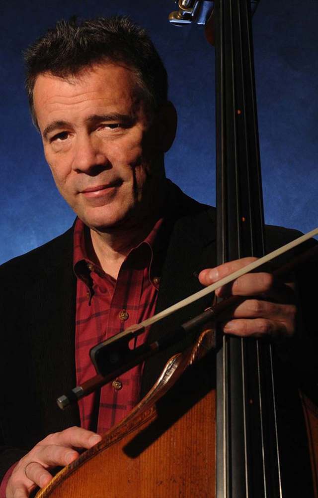 Edgar Meyer: Classical artist