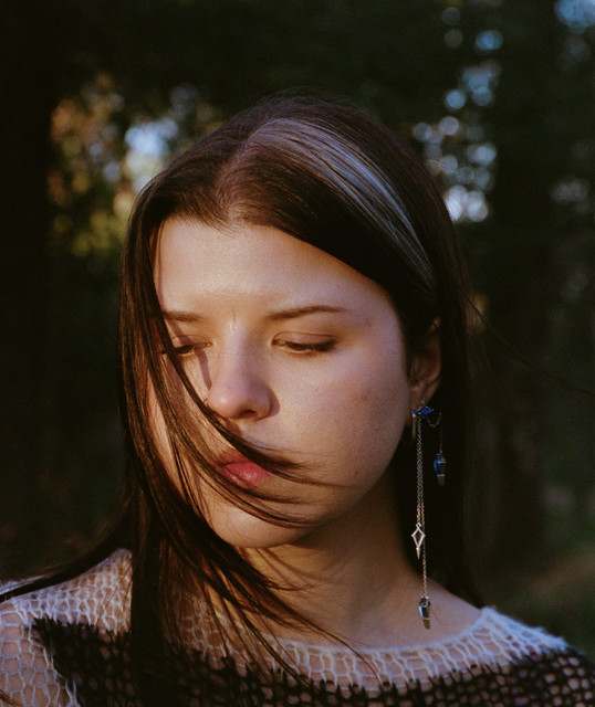 Eliza McLamb: Alternative artist