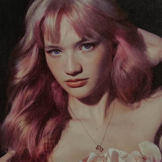 Ella Red: Pop artist
