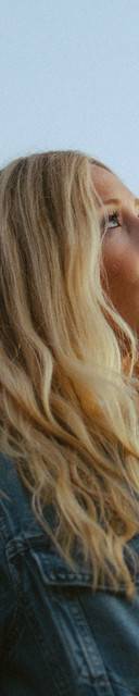 Ellie Holcomb