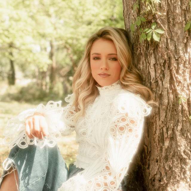 Emily Ann Roberts: Pop artist