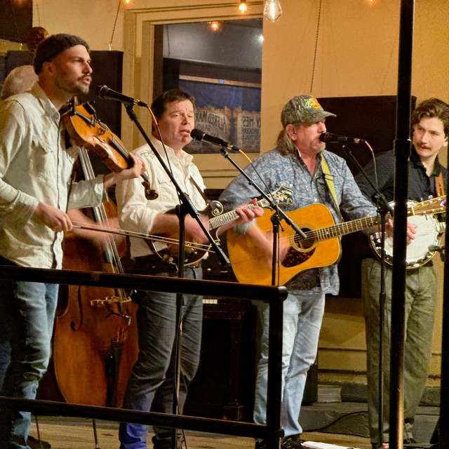 Full Cord: Country and Folk artist