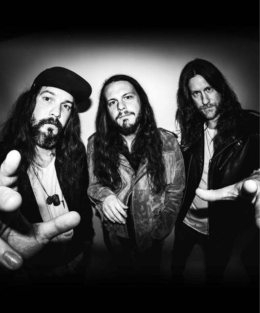 Goodbye June: Rock artist