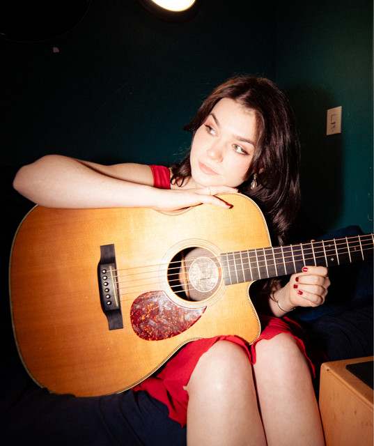Hannah Murphy: Country and Folk artist
