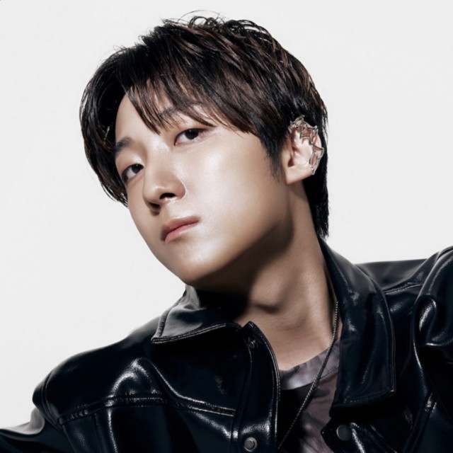 HOHYUN: R&B artist