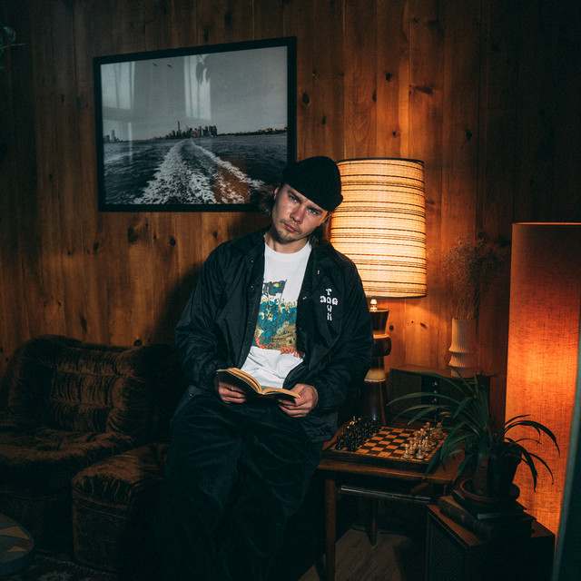 Izzy Vadim: Dance/Electronica artist