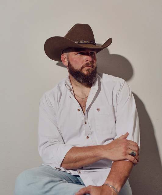 Jake Hoot: Country and Folk artist
