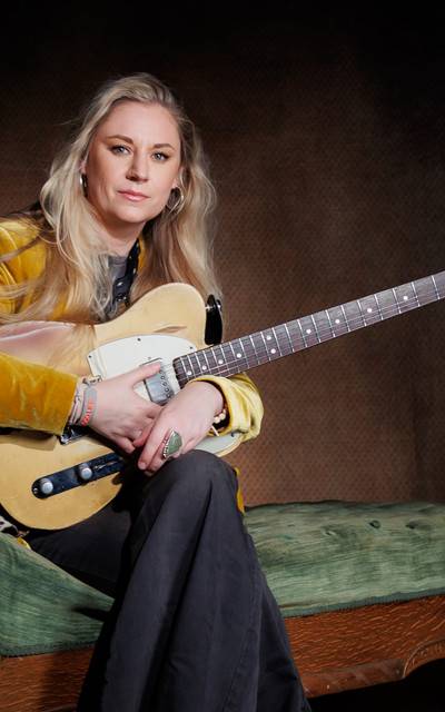 Joanne Shaw Taylor with Robert Jon and The Wreck
