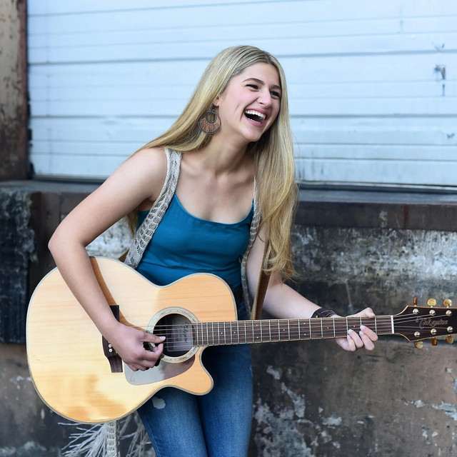Joli Hope at Poor Davids Pub on Dec 17, 2026