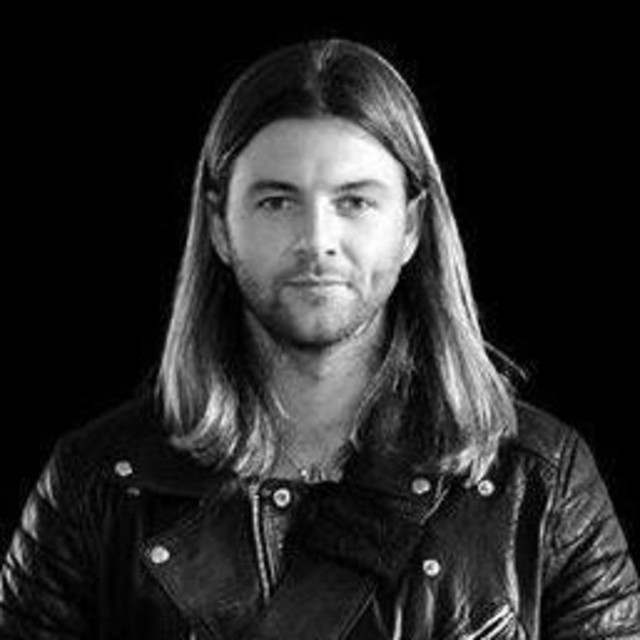 Keith Harkin: Country and Folk artist