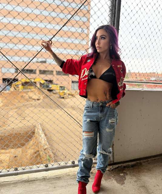Kelsey Lynn at Halftime Sports and Music on Nov 6, 2026