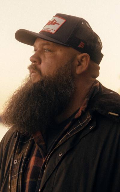 Larry Fleet