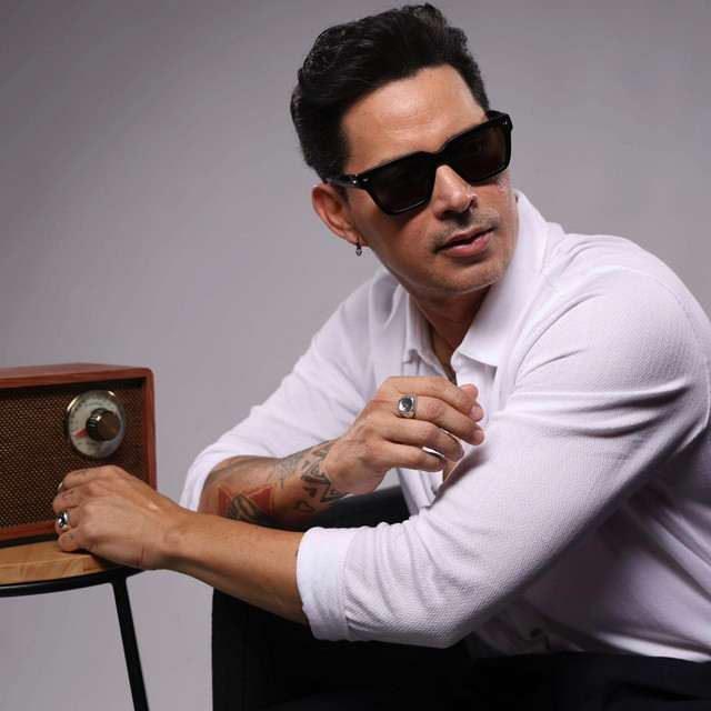 Leoni Torres at James Knight Center on Feb 13, 2027