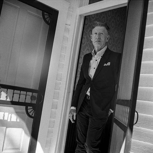 Lyle Lovett and His Large Band: Country and Folk artist