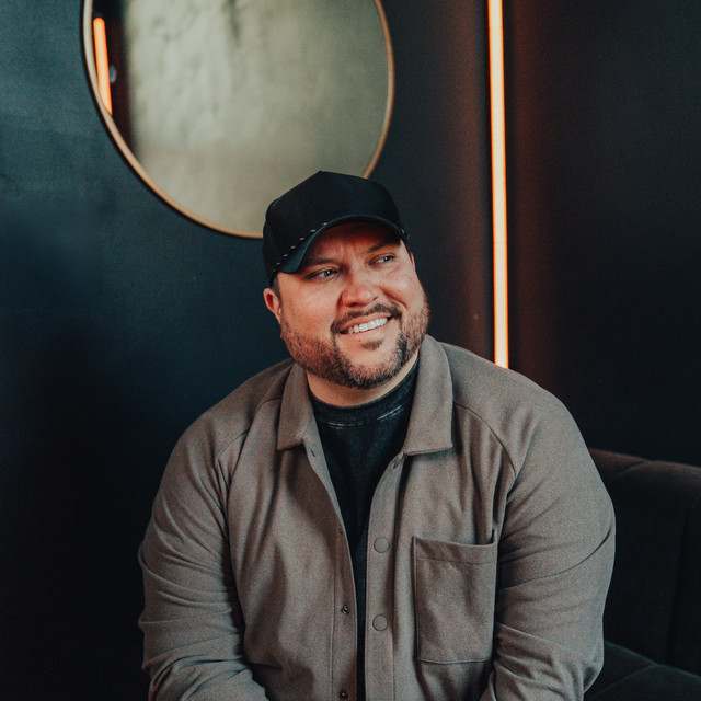 Micah Tyler: Adult Contemporary artist