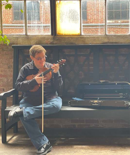 Michael Cleveland: Country and Folk artist