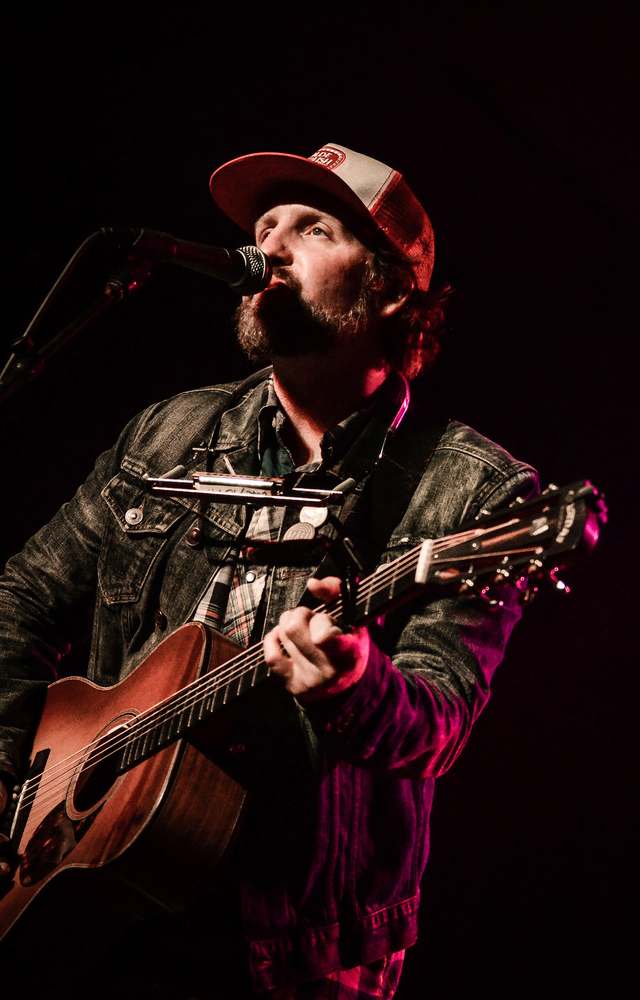 Miles Nielsen and The Rusted Hearts: Rock artist