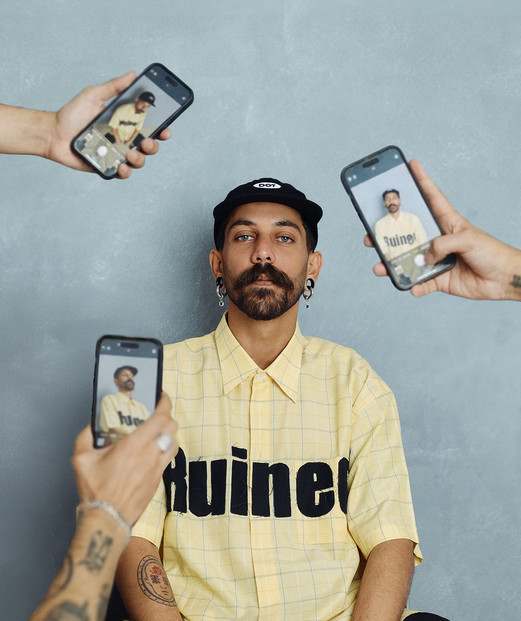 Omri: Alternative artist