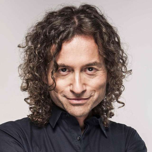 Piotr Rubik at Copernicus Center on Jan 10, 2027