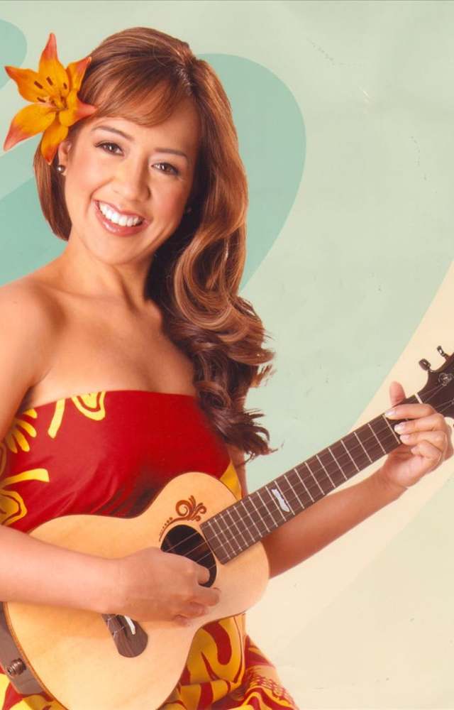 Raiatea Helm: World Music artist