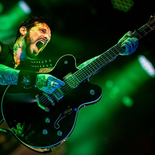 Ricky Warwick: Pop artist