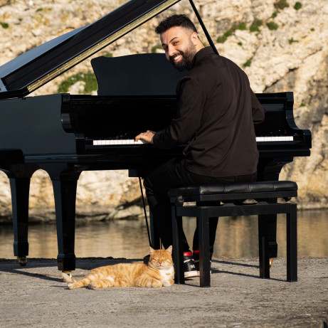 Sarper Guven: comedian