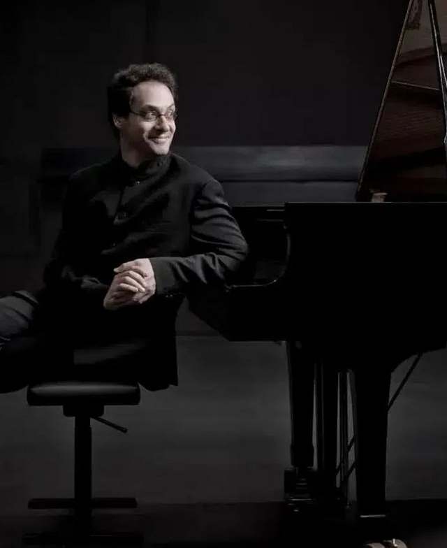 Shai Wosner: Classical artist