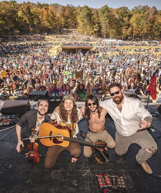Sicard Hollow: Rock artist