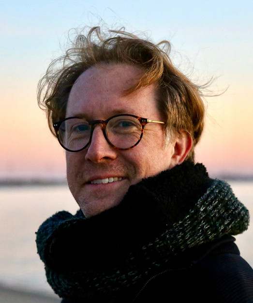 Simon Crawford-Phillips: Classical artist
