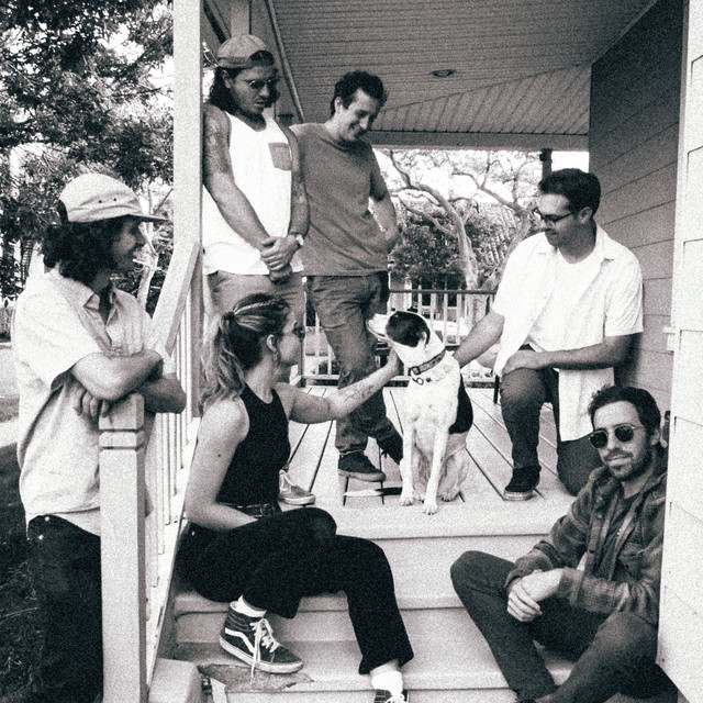Surfing for Daisy: Rock artist