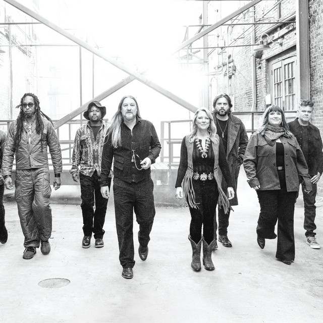 Tedeschi Trucks Band: Country and Folk artist