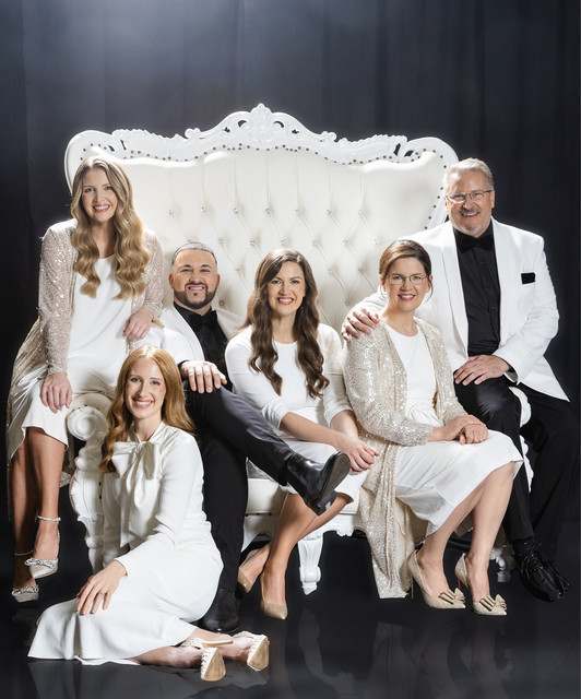 The Collingsworth Family: Country and Folk artist