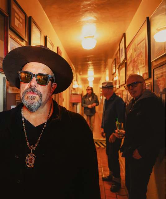 The Mavericks: Country and Folk artist