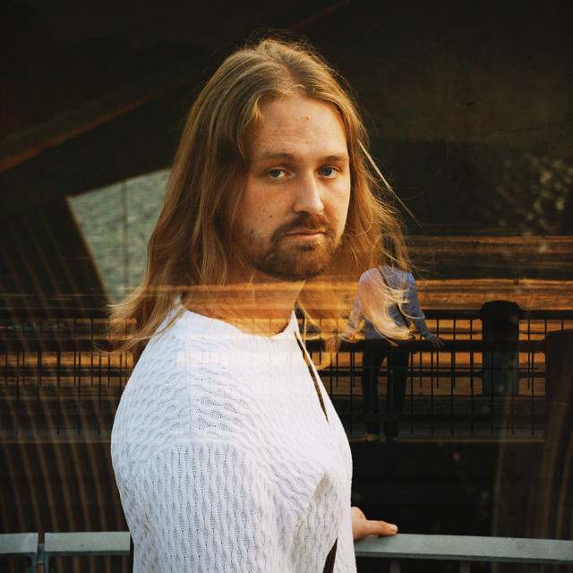 Tobias Lund: artist