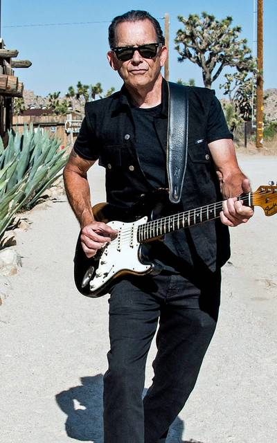 Tommy Castro and The Painkillers