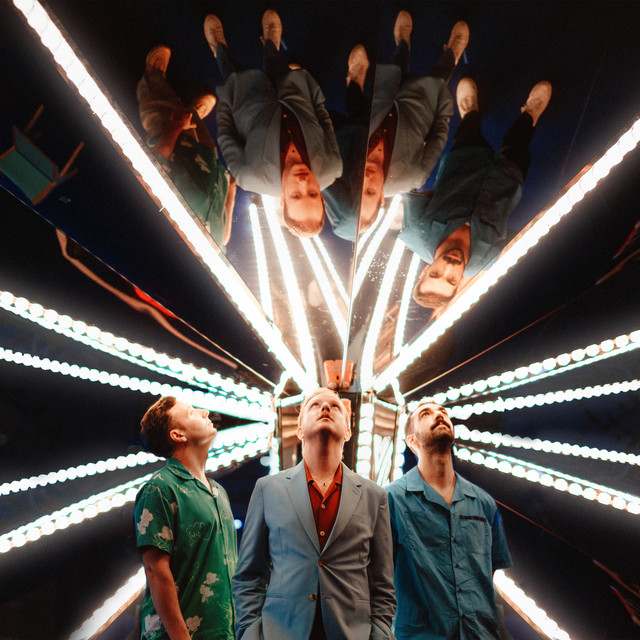 Two Door Cinema Club: Alternative artist